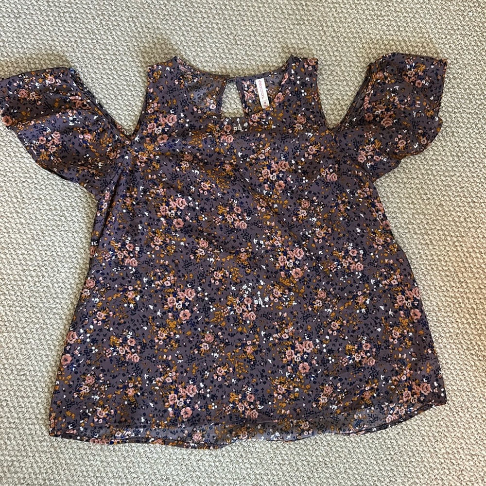 Flowy Open Shoulder Top